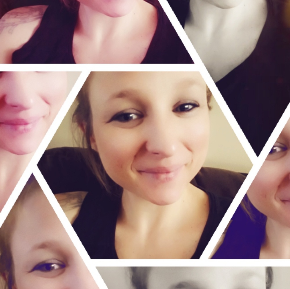 Meet your Posher, Casey